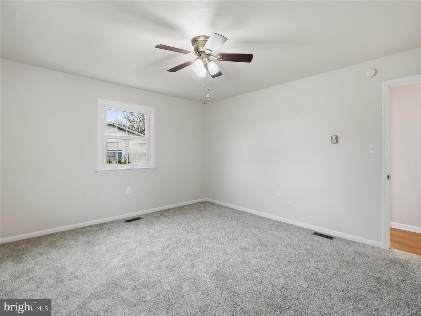 2953 Philadelphia Avenue photo 24