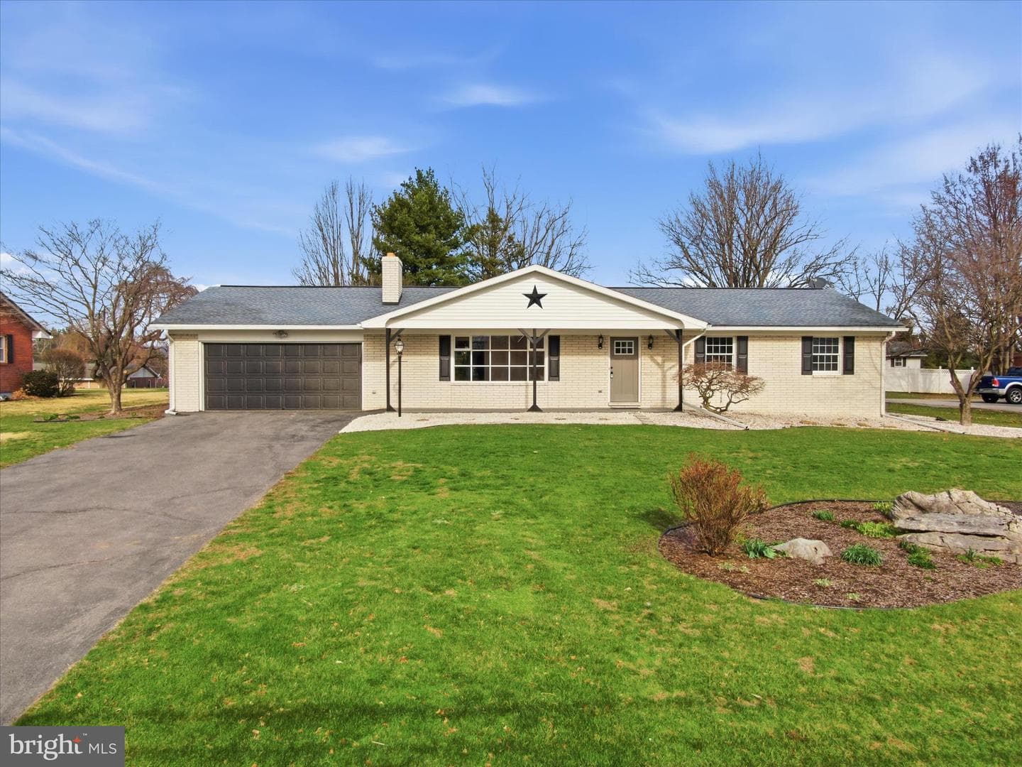 2953 Philadelphia Avenue photo 3