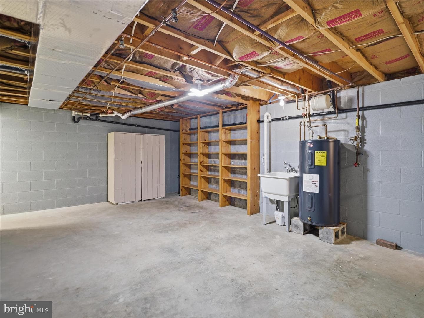 2953 Philadelphia Avenue photo 31