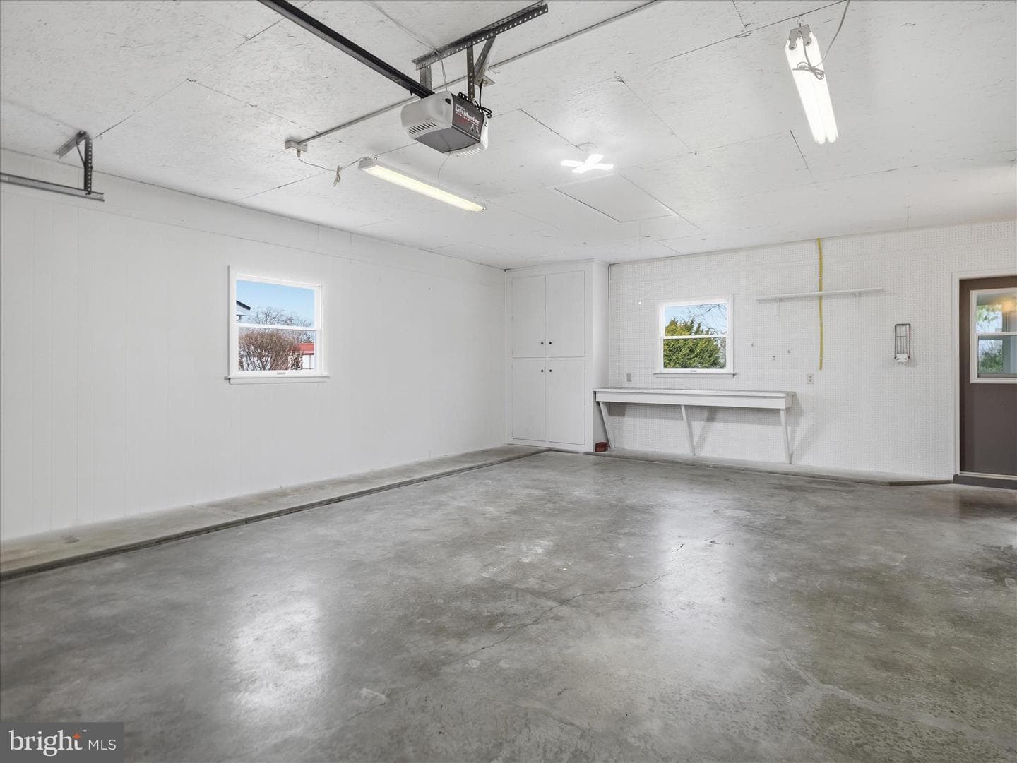 2953 Philadelphia Avenue photo 33