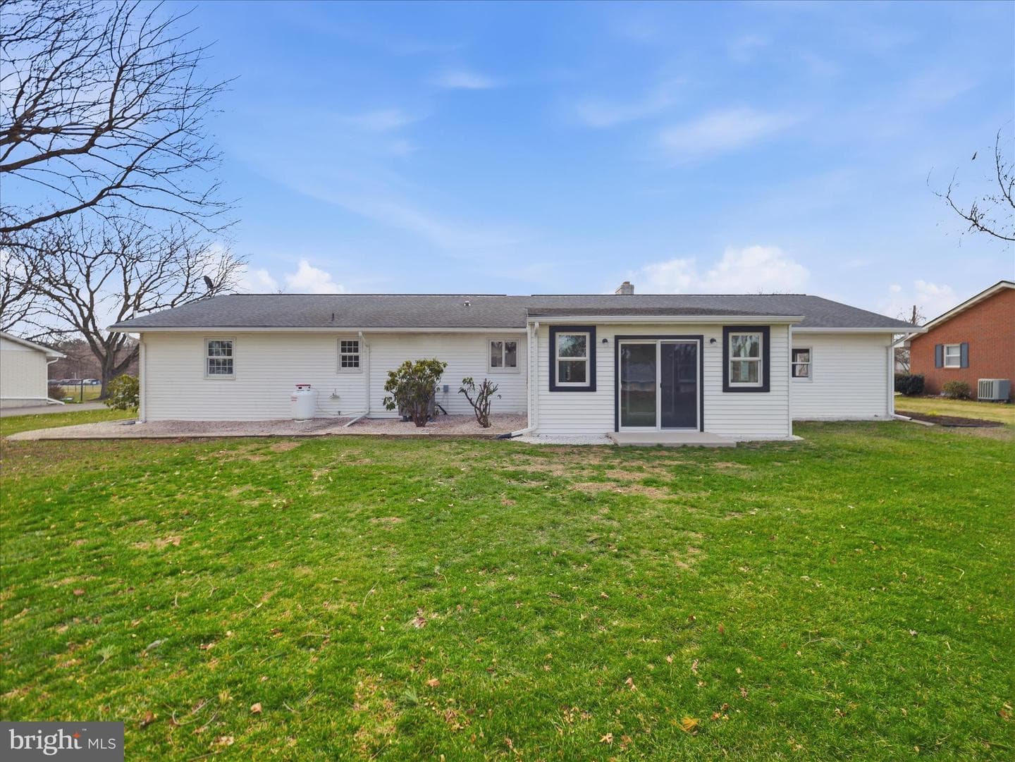 2953 Philadelphia Avenue photo 36