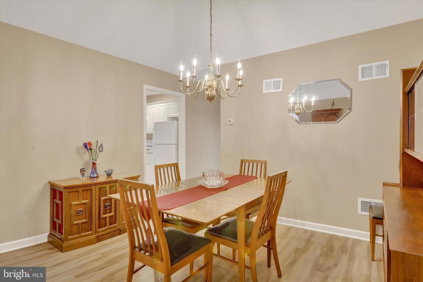 2324 Aronimink Circle photo 10