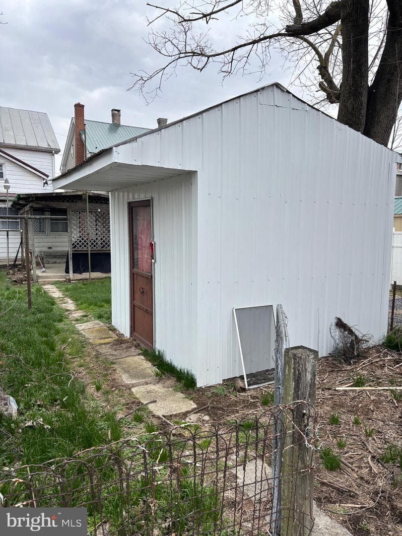 769 Fairground Avenue photo 13
