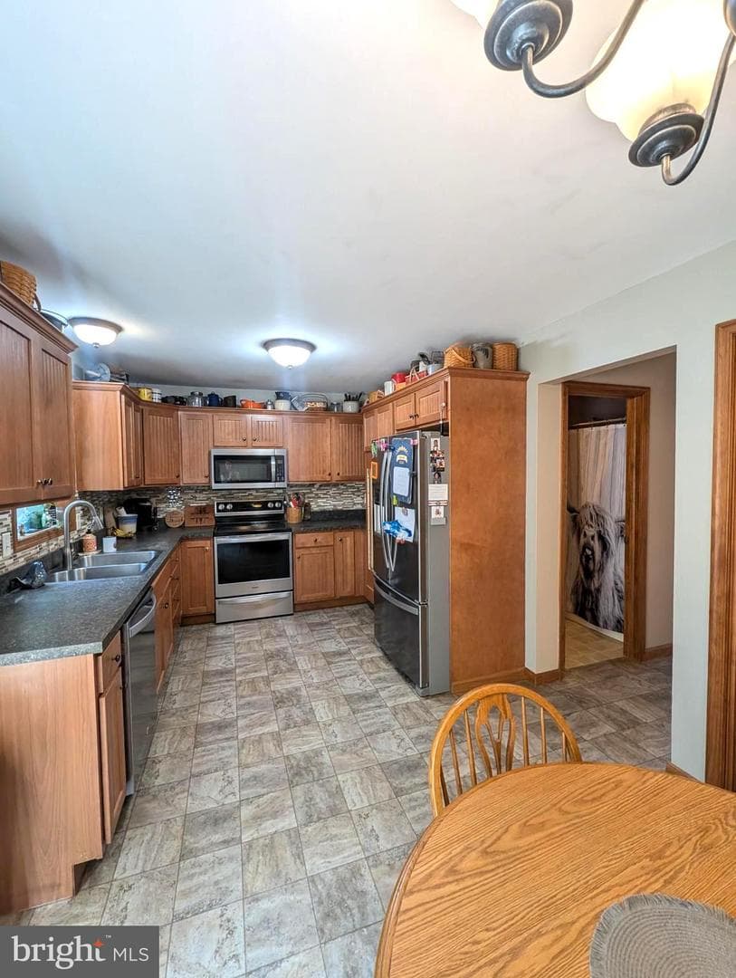 7895 Stump Run Road photo 21