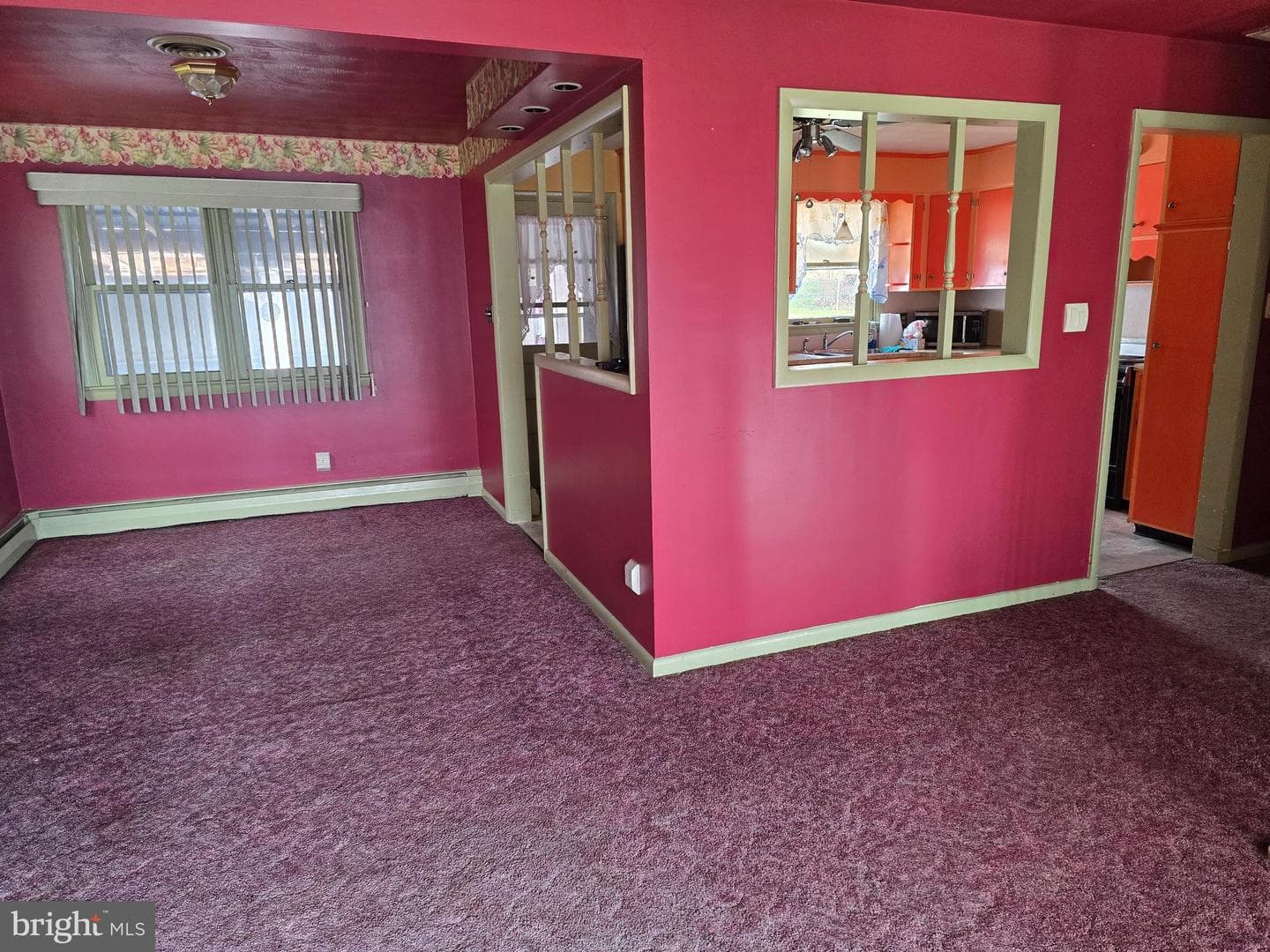 548 N Franklin Street photo 3