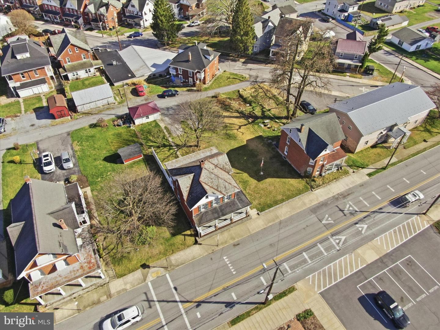 231 Fairview Avenue W photo 7