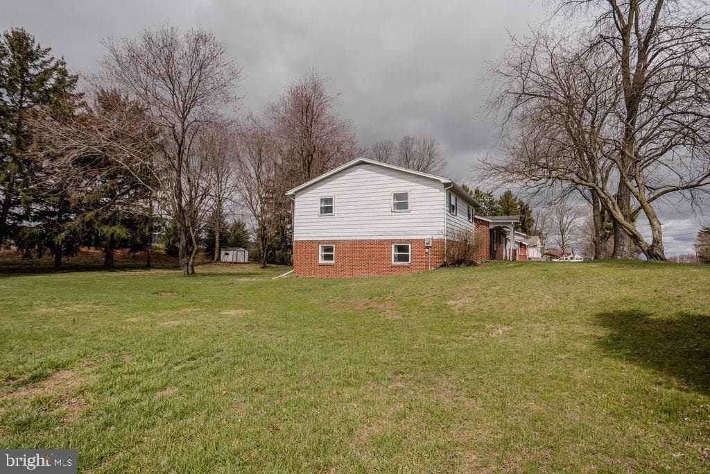 515 Mainsville Road photo 4