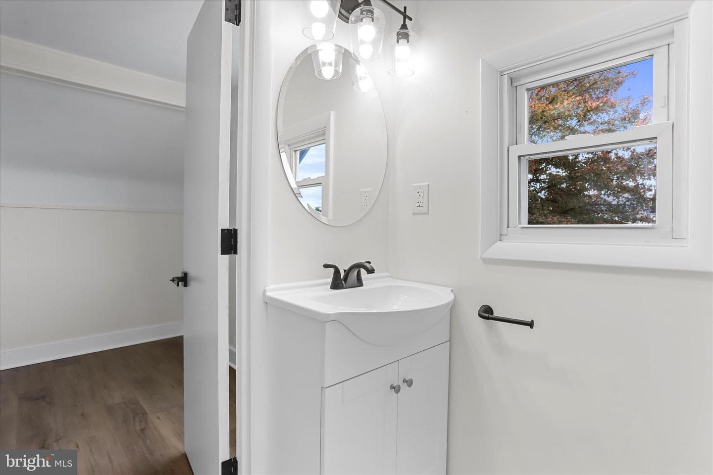 466 Lincoln Way East E photo 7