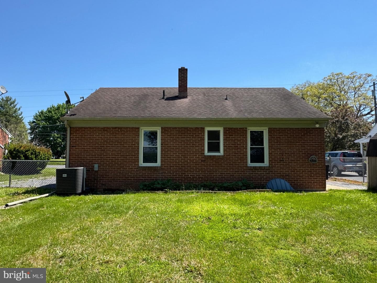 1241 S Main Street photo 30
