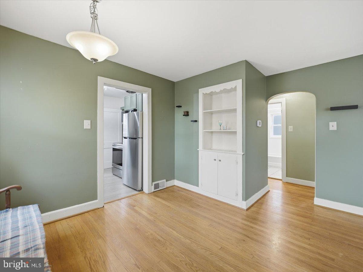 1241 S Main Street photo 9