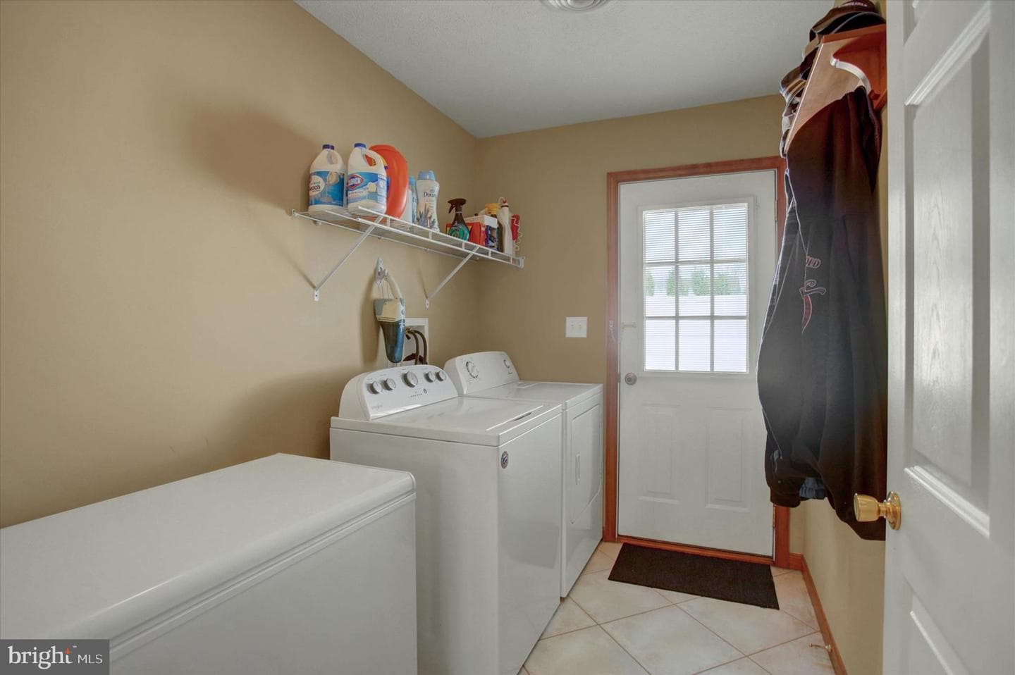 432 Kara Way photo 27