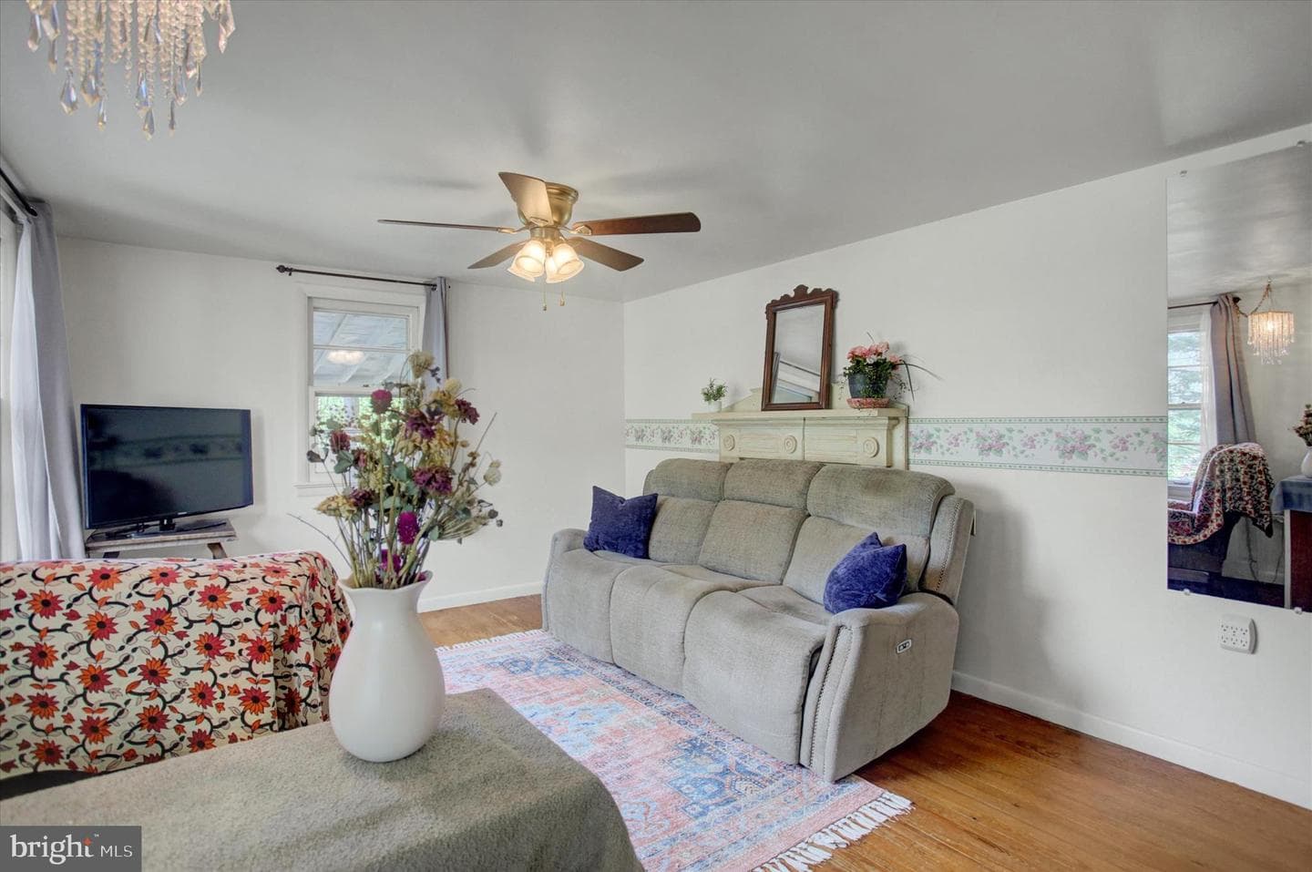 15586 Myers Drive photo 4