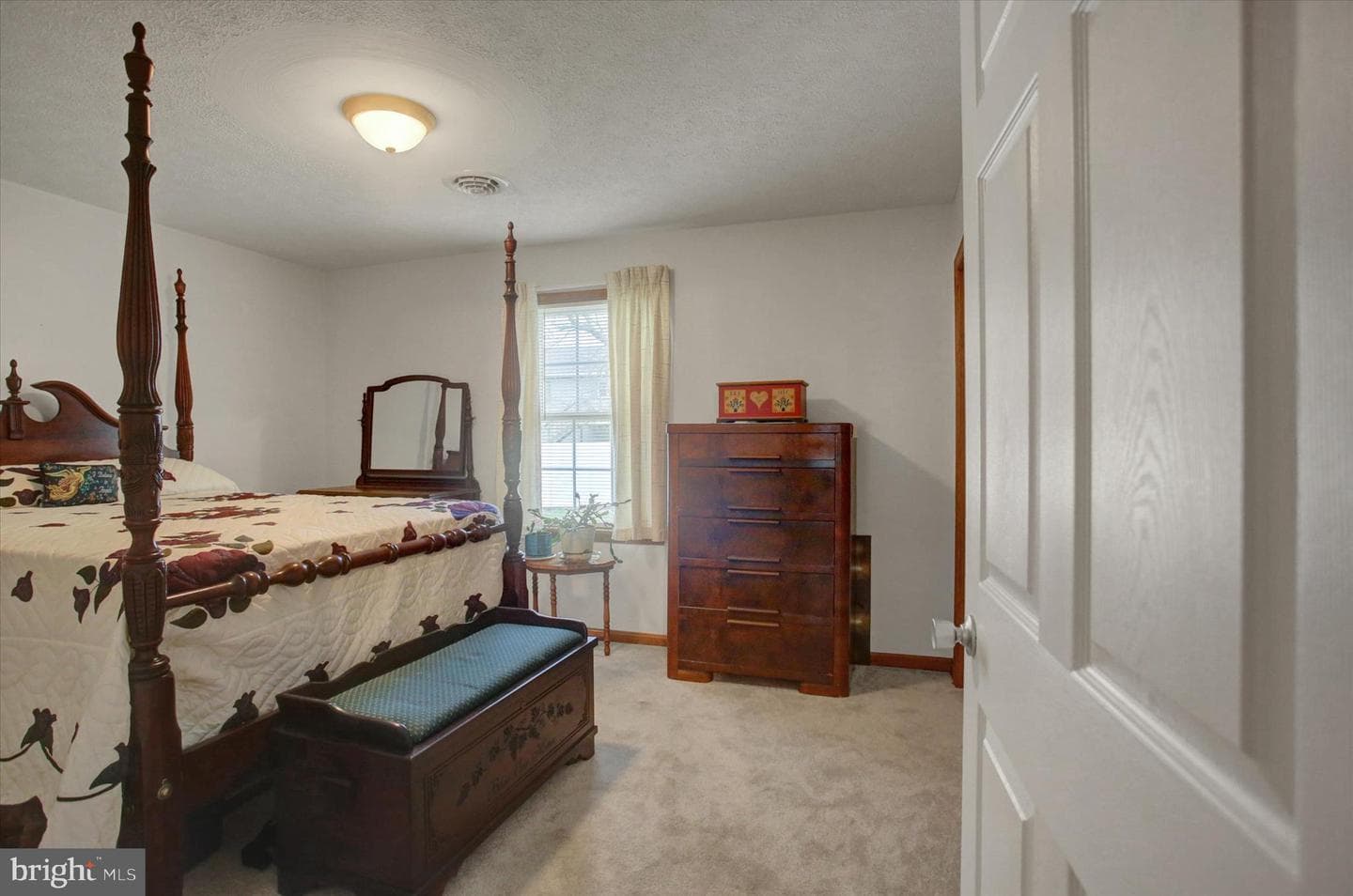 139 Central Way photo 16
