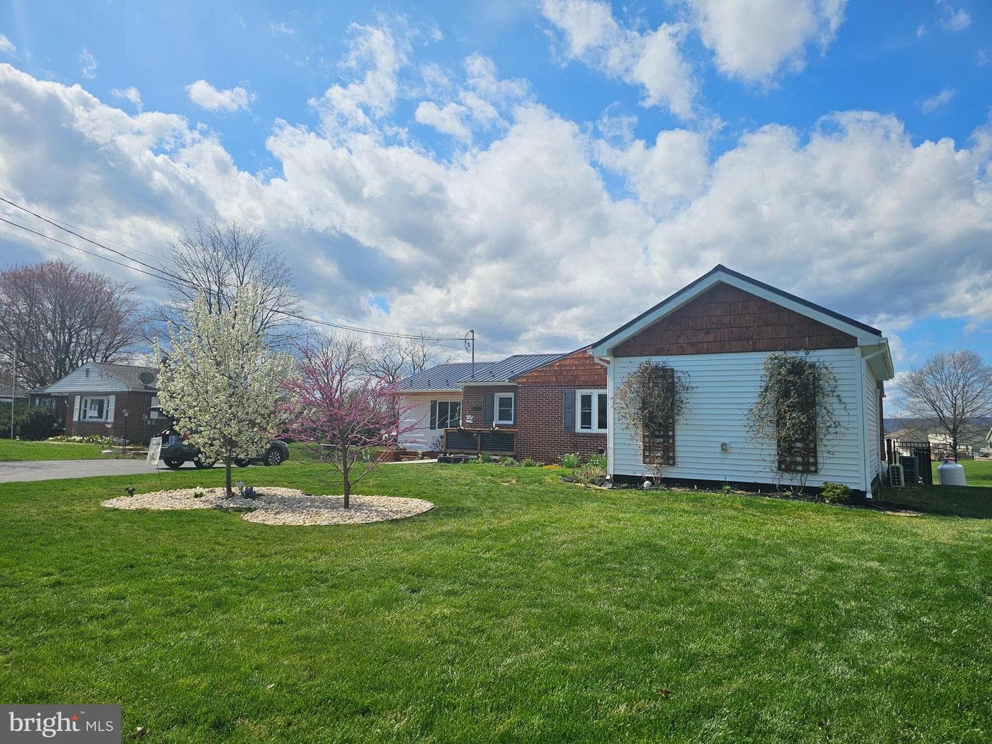 751 Warm Spring Road photo 2