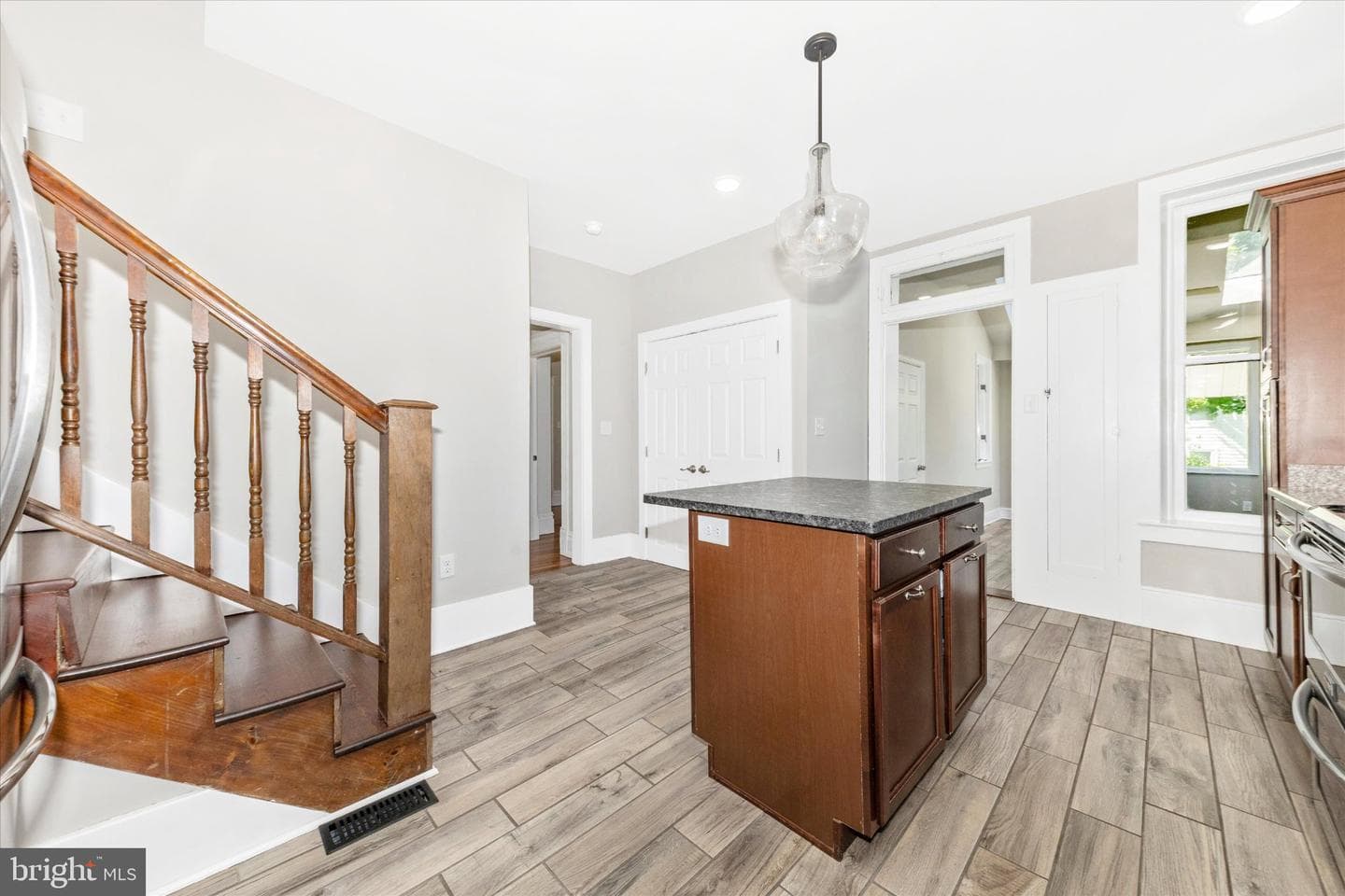 140 N Grant Street photo 13