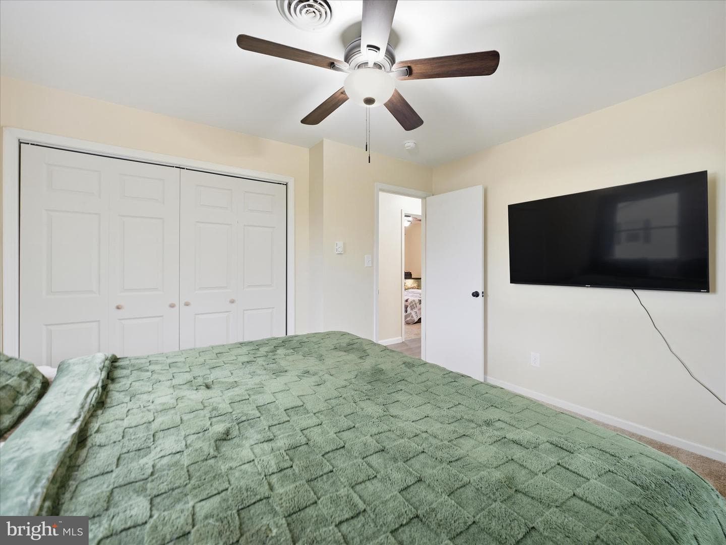 917 Woodland Parkway photo 15