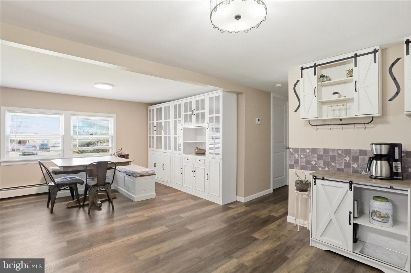 690 Williamson Road photo 24