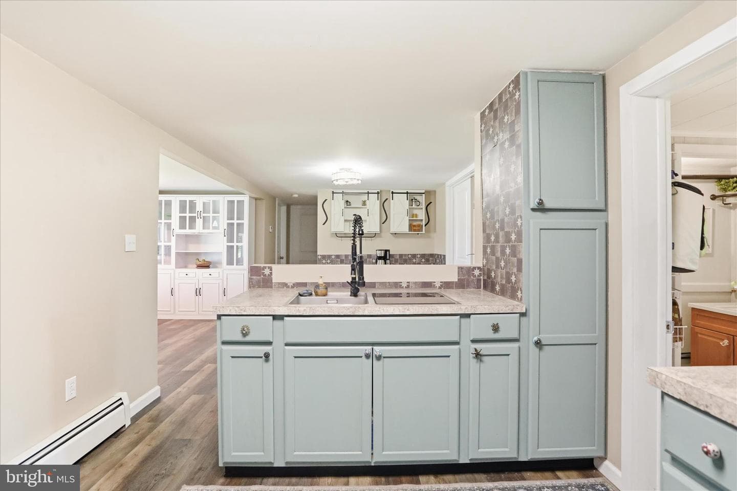 690 Williamson Road photo 30