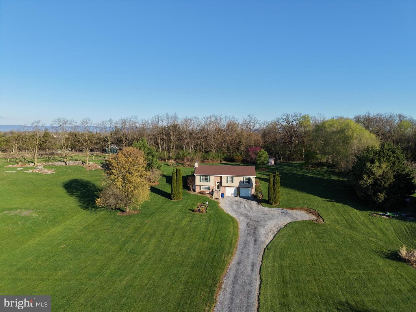 439 Strite Road photo 4