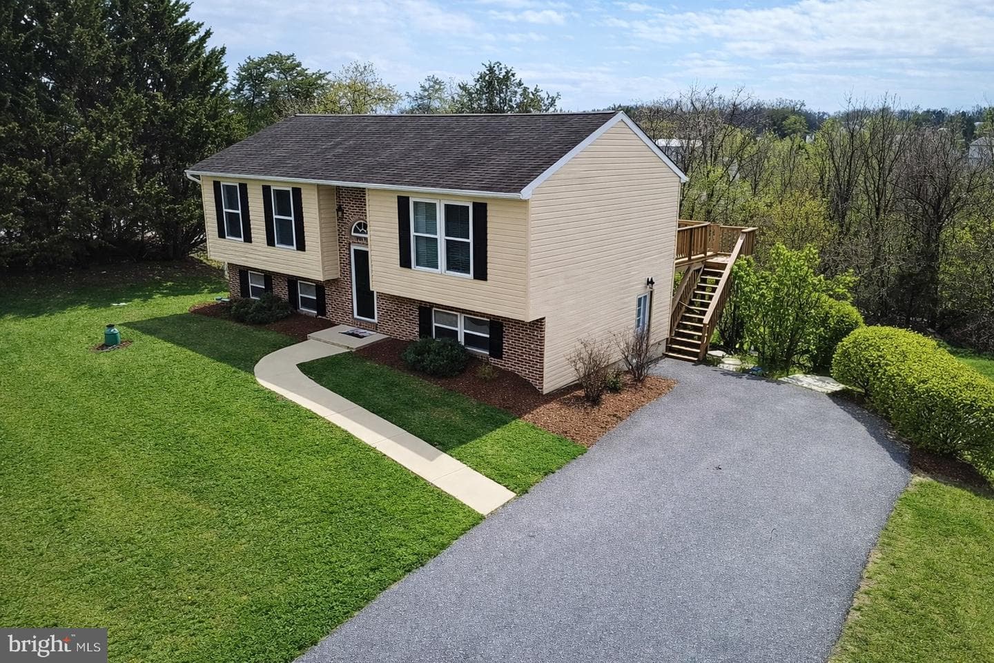3628 Harold Place photo 2