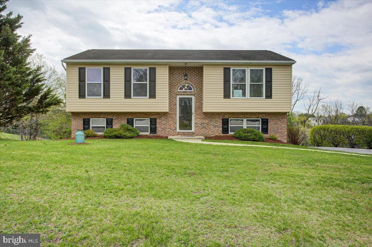 3628 Harold Place photo 7