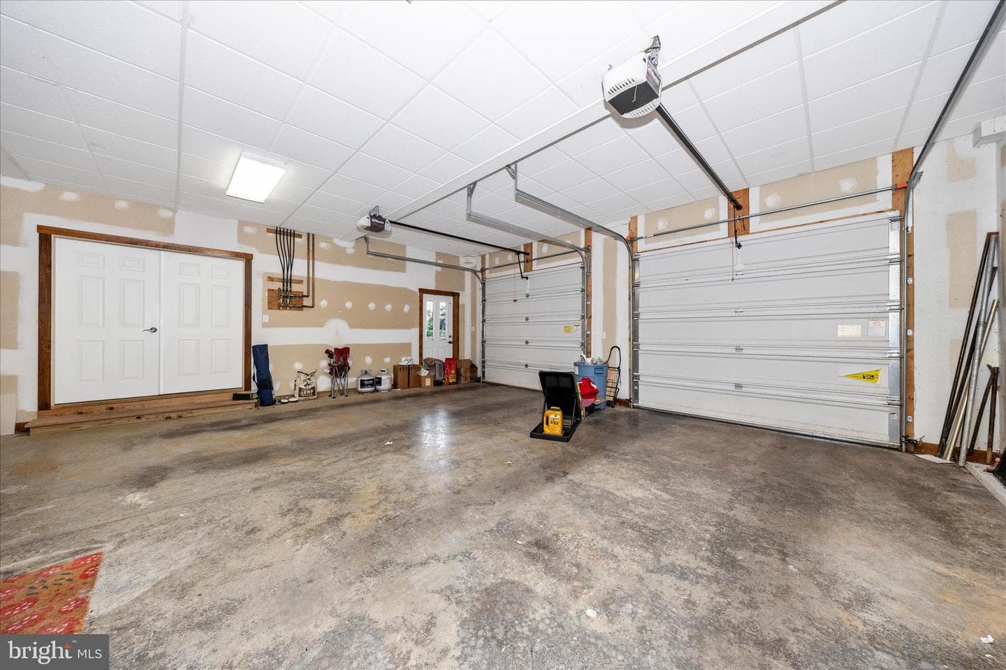 6740 St Annes Drive photo 40