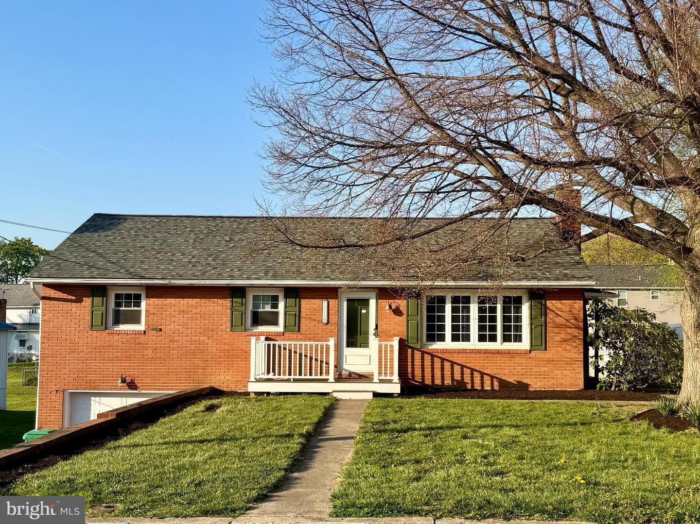 12139 Snyder Avenue photo 1