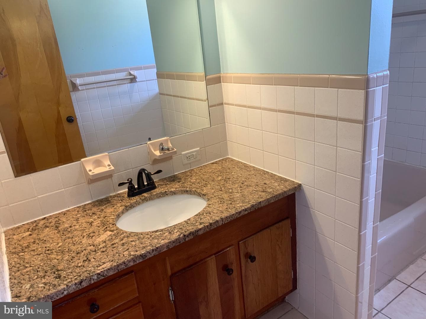 12139 Snyder Avenue photo 14