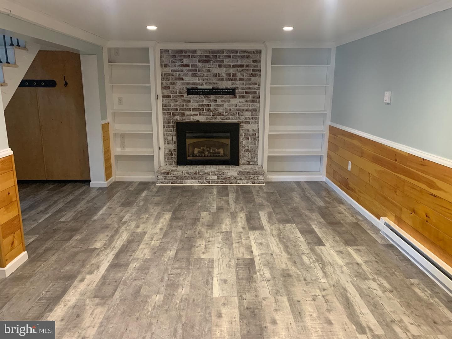 12139 Snyder Avenue photo 24