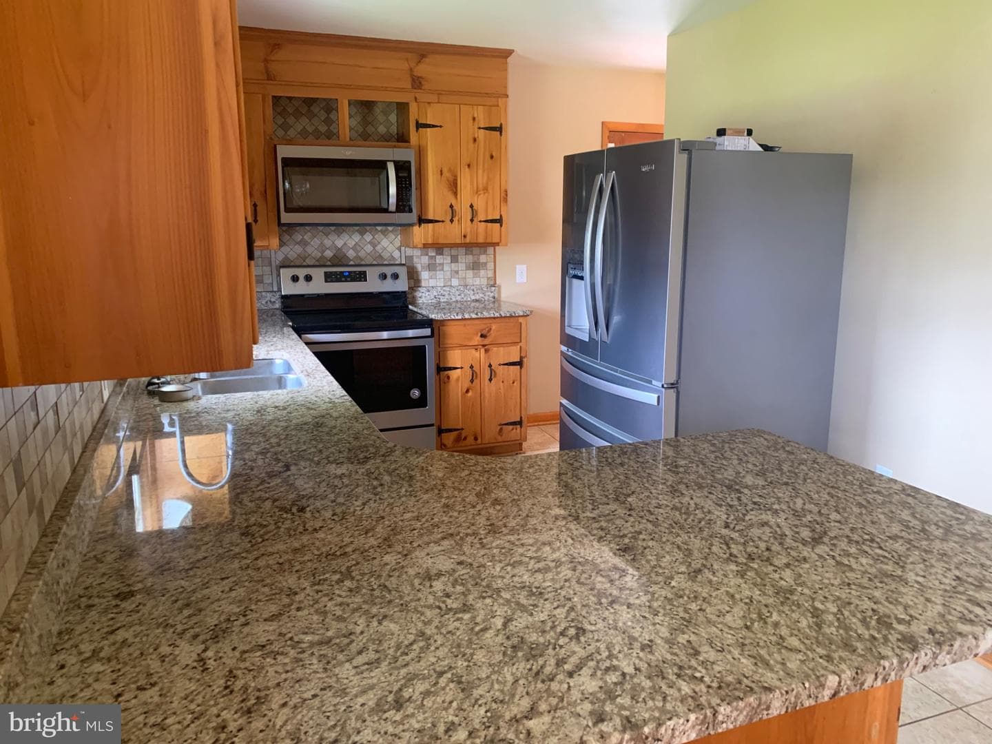 12139 Snyder Avenue photo 6