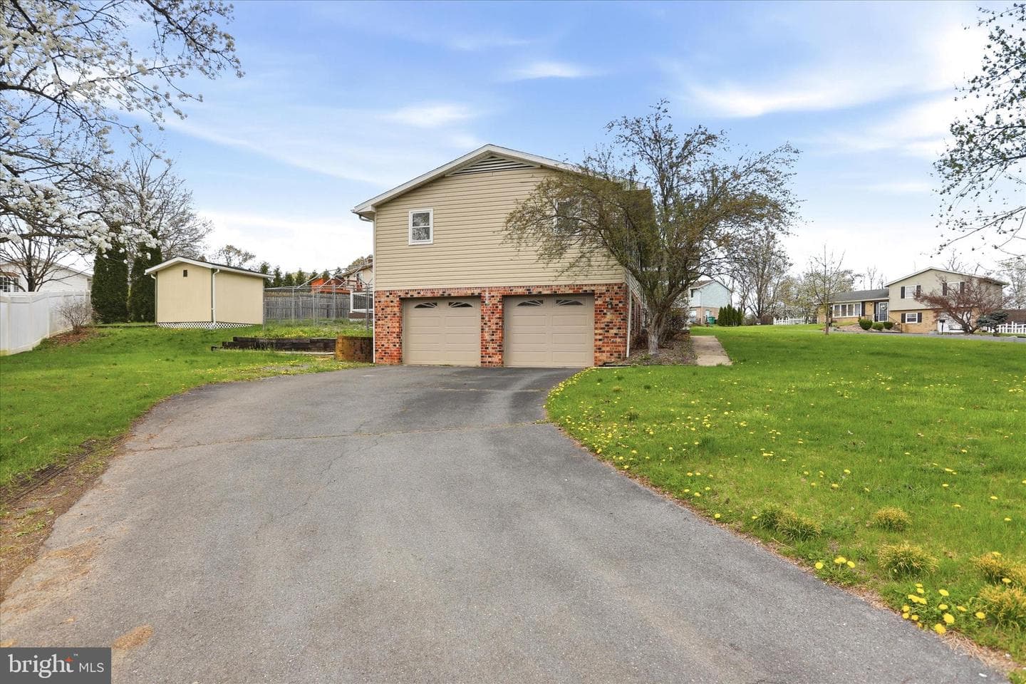 99 Jameslee Drive, Chambersburg
