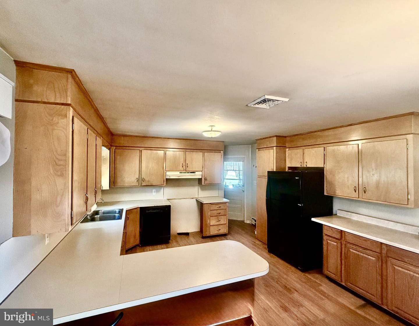 1281 Hykes Road photo 3
