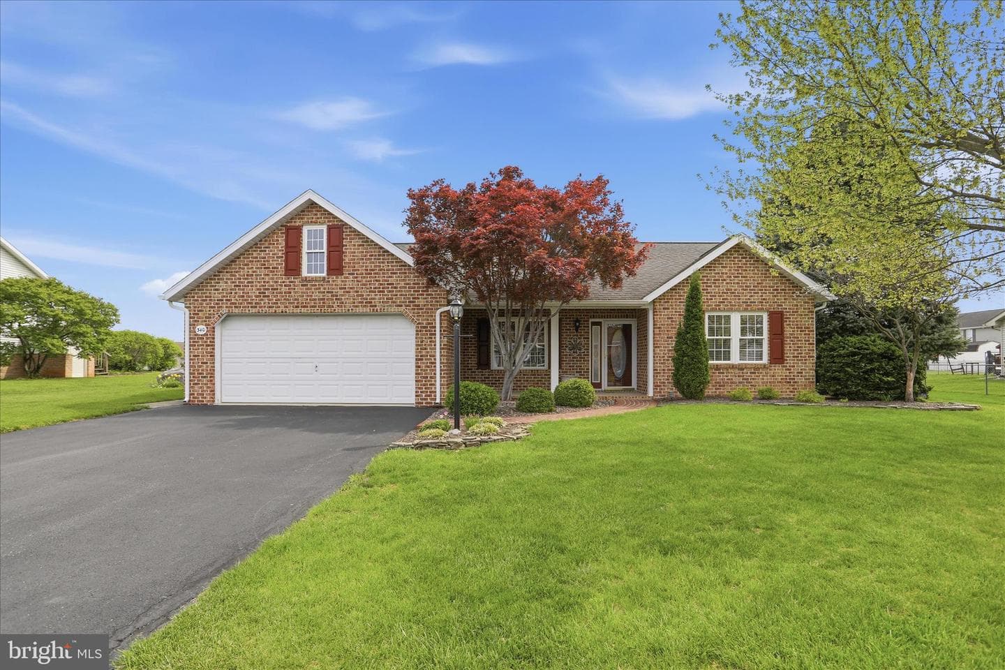 340 Suelinn Drive photo 3