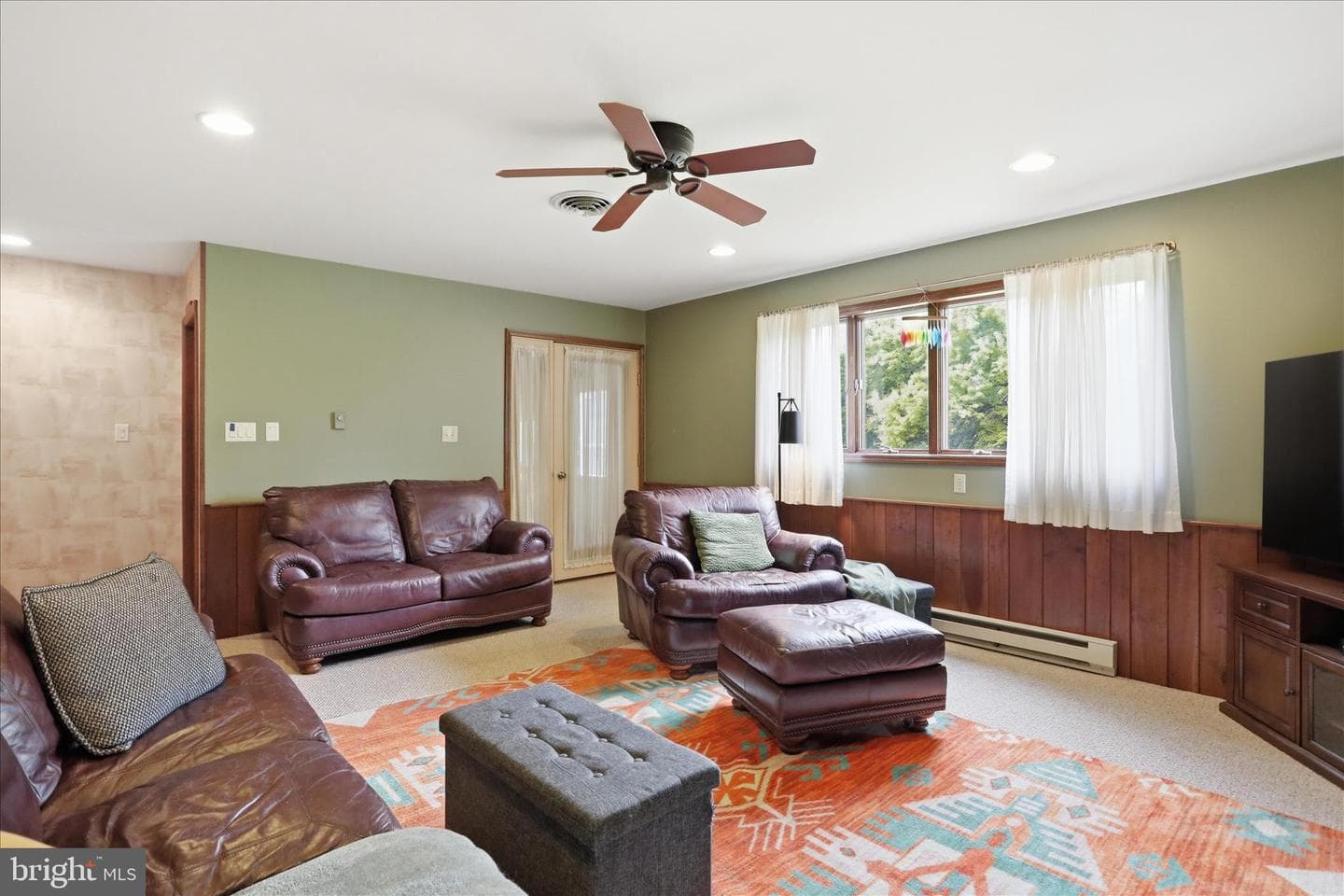 456 Lindman Drive photo 27