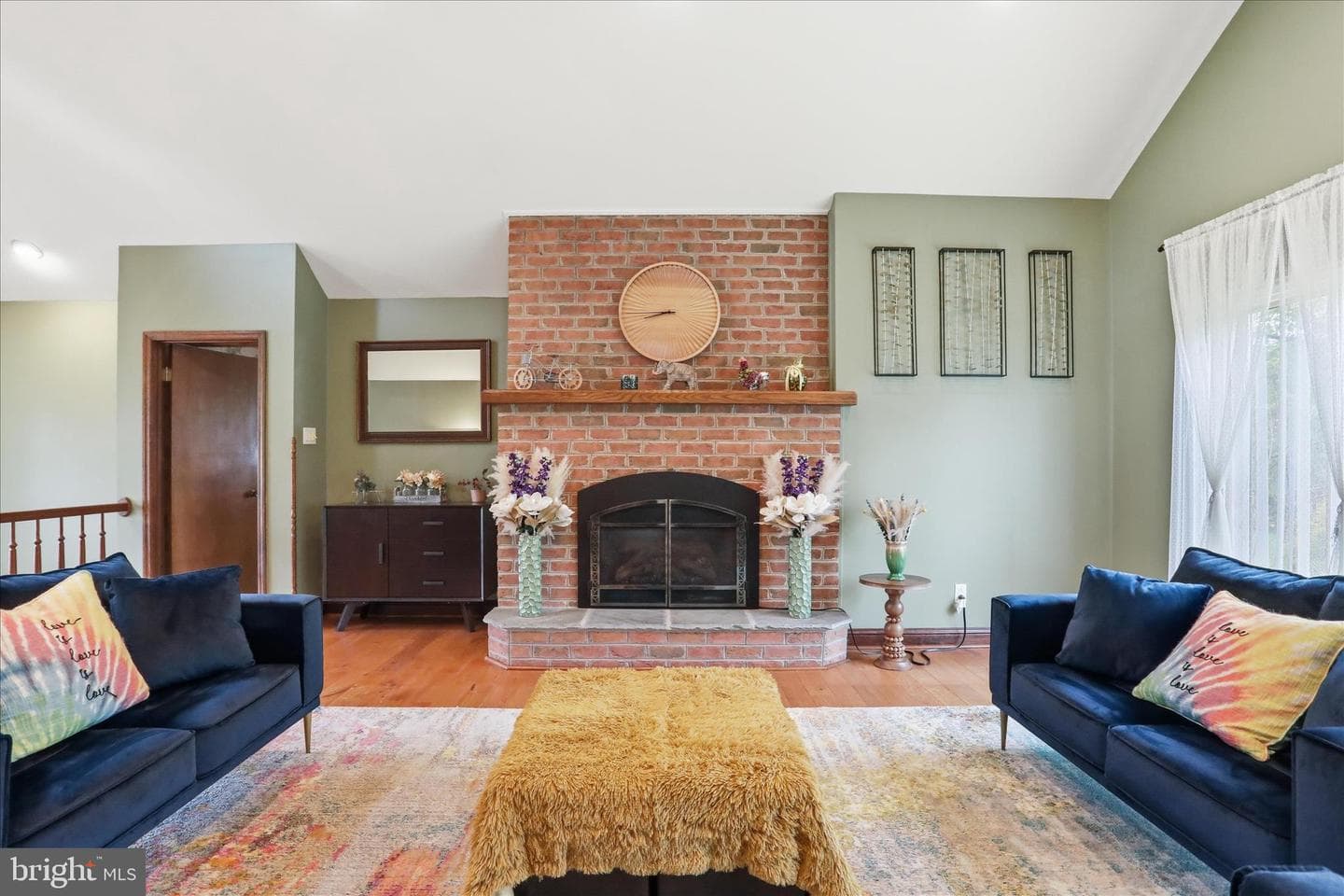 456 Lindman Drive photo 8