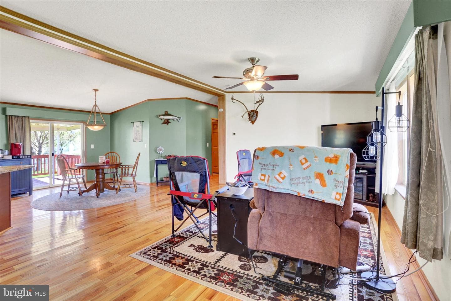 176 Durham Drive photo 7