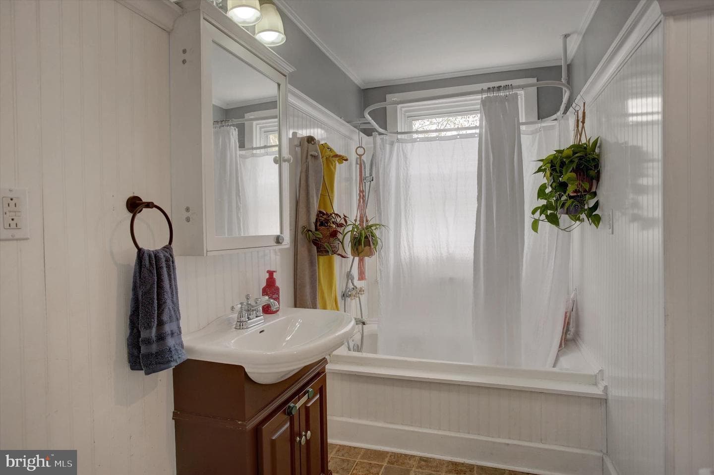 374 Glen Street photo 12