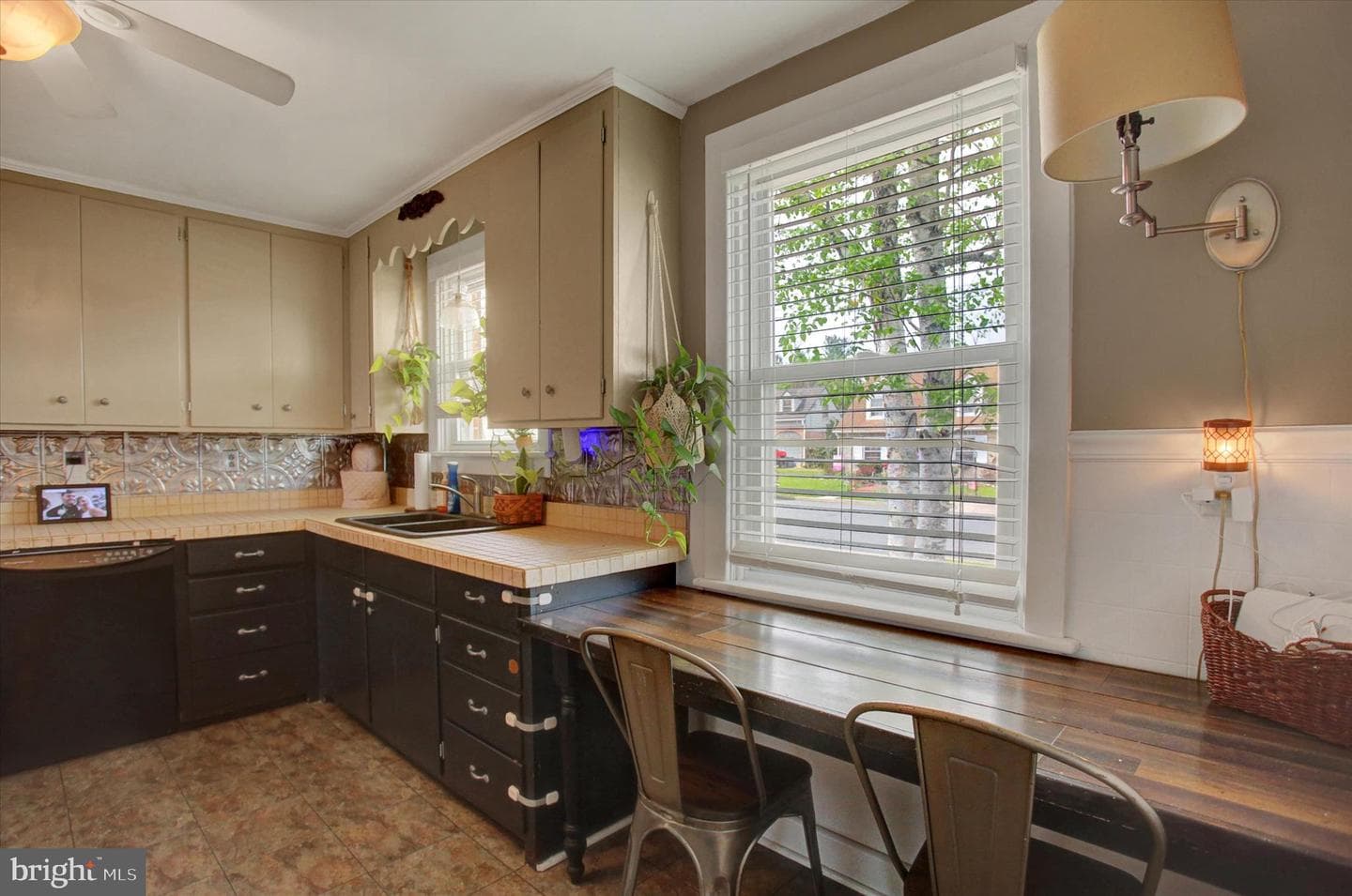 374 Glen Street photo 23