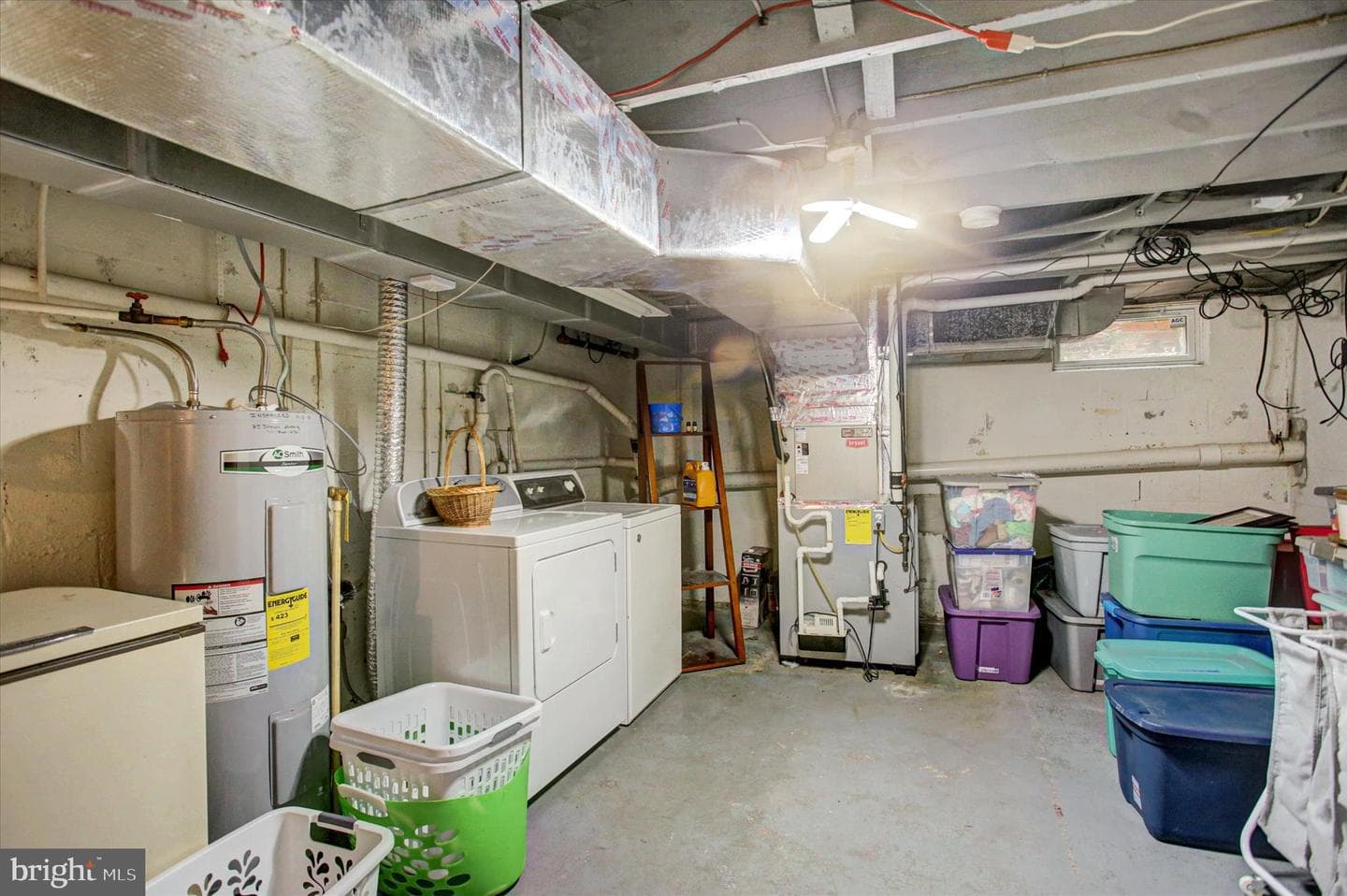 374 Glen Street photo 33