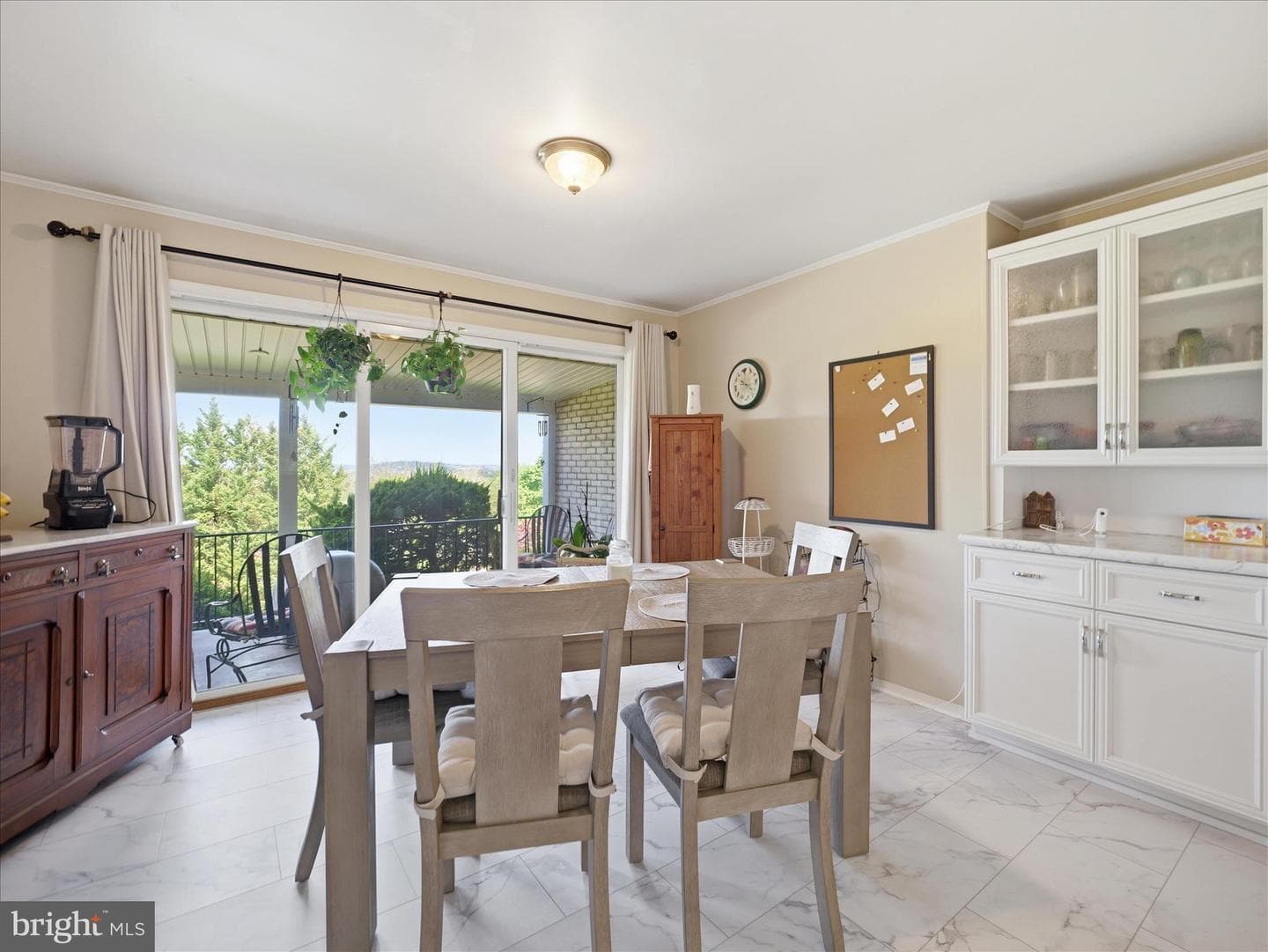 13741 Villa View Drive W photo 9