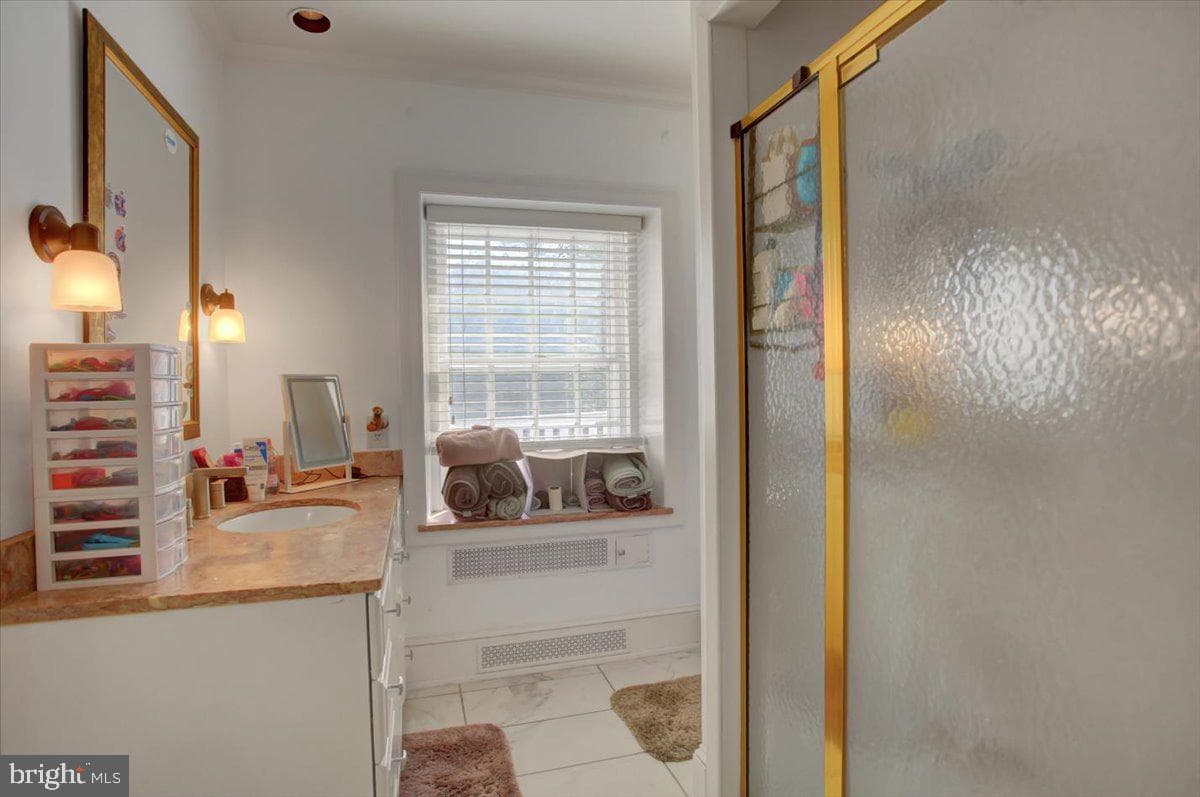 307 W King Street photo 54