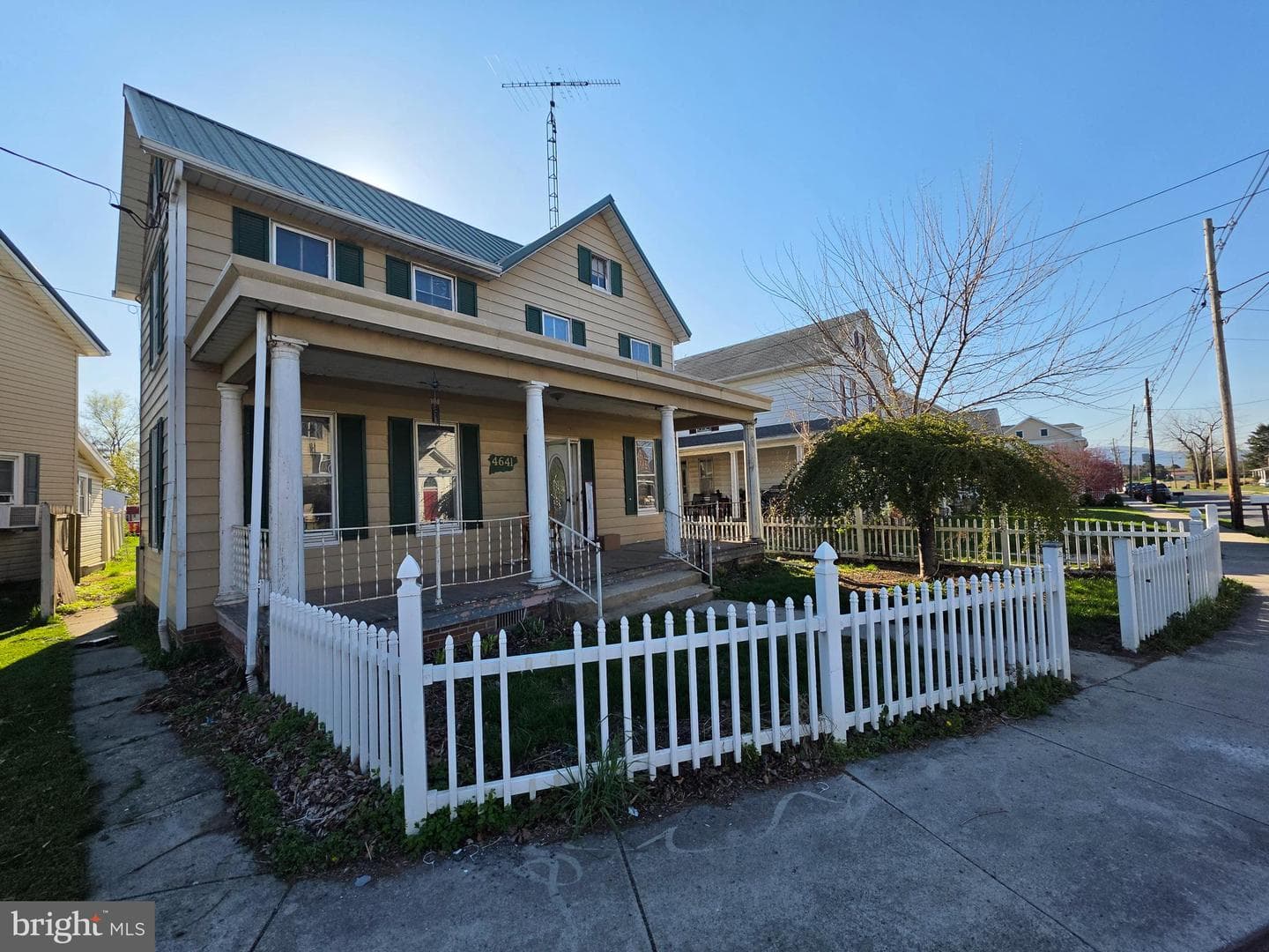 4641 Lemar Road photo 3