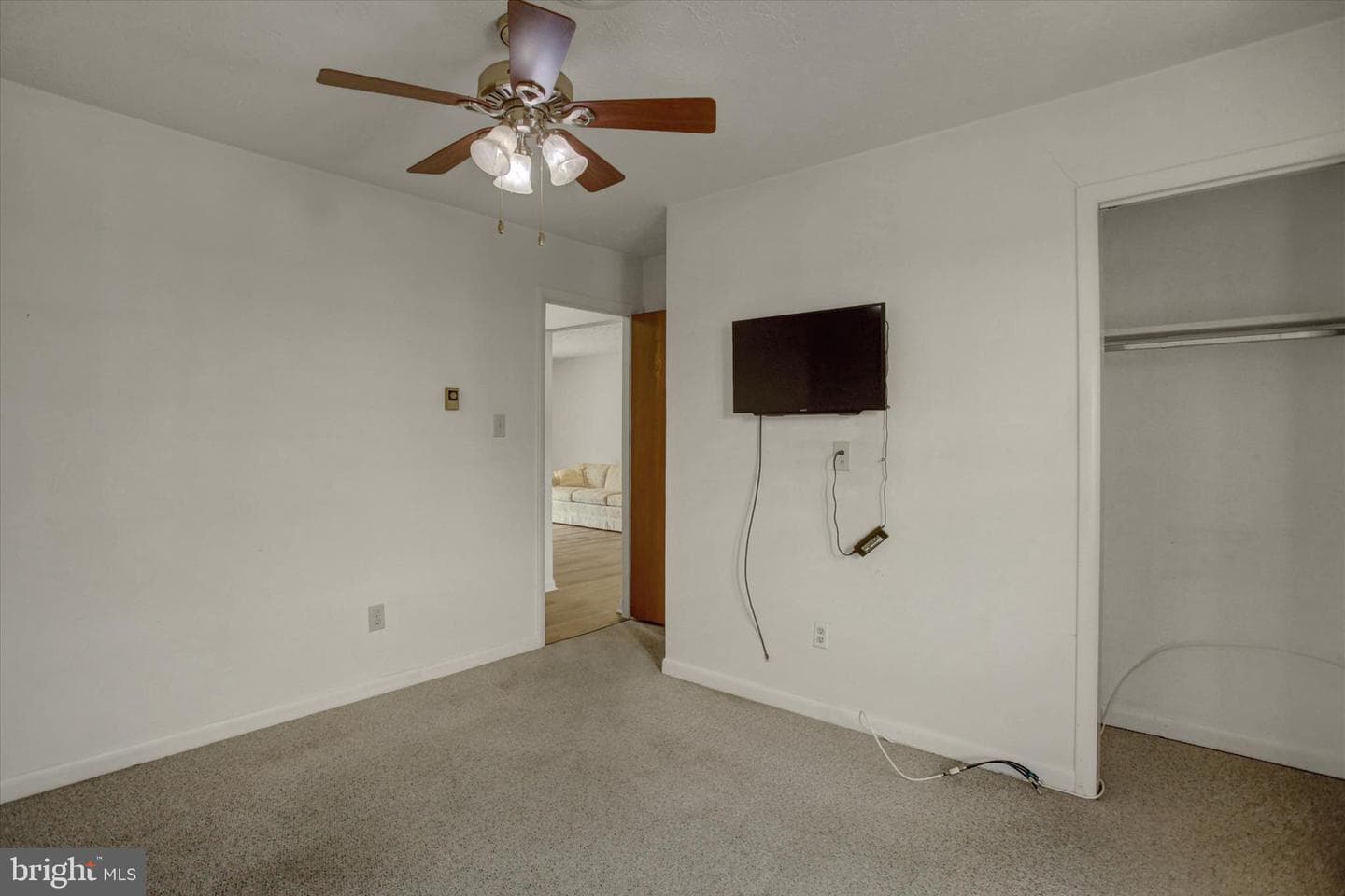 1084 Westgate Drive photo 18