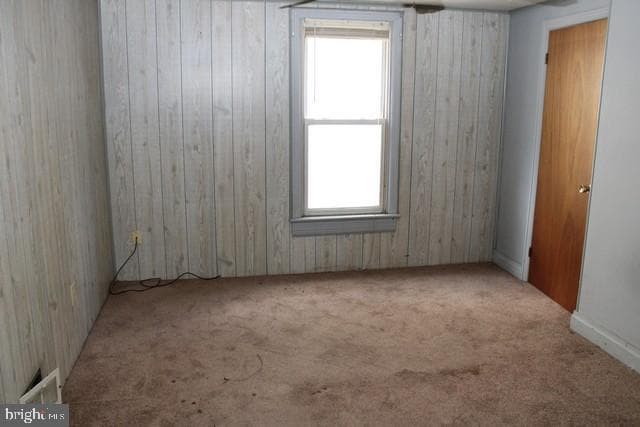 129 E Vine Street photo 8