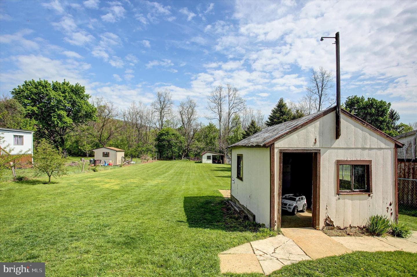 9775 Upper Strasburg Road photo 31