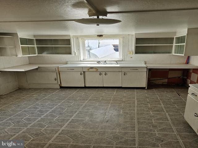 13155 Main Street photo 11