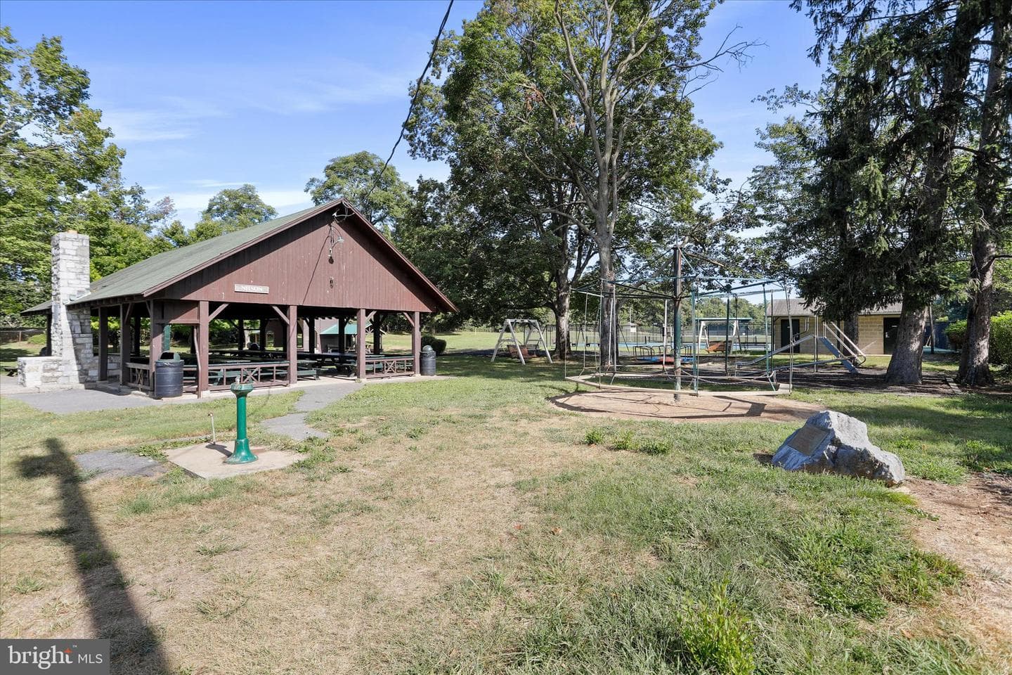 46 N Carlisle Street photo 59