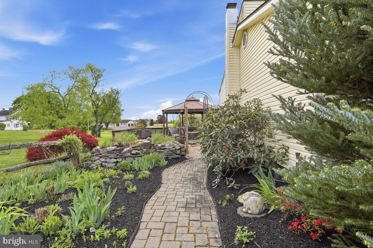 10678 Scenic View Drive photo 19