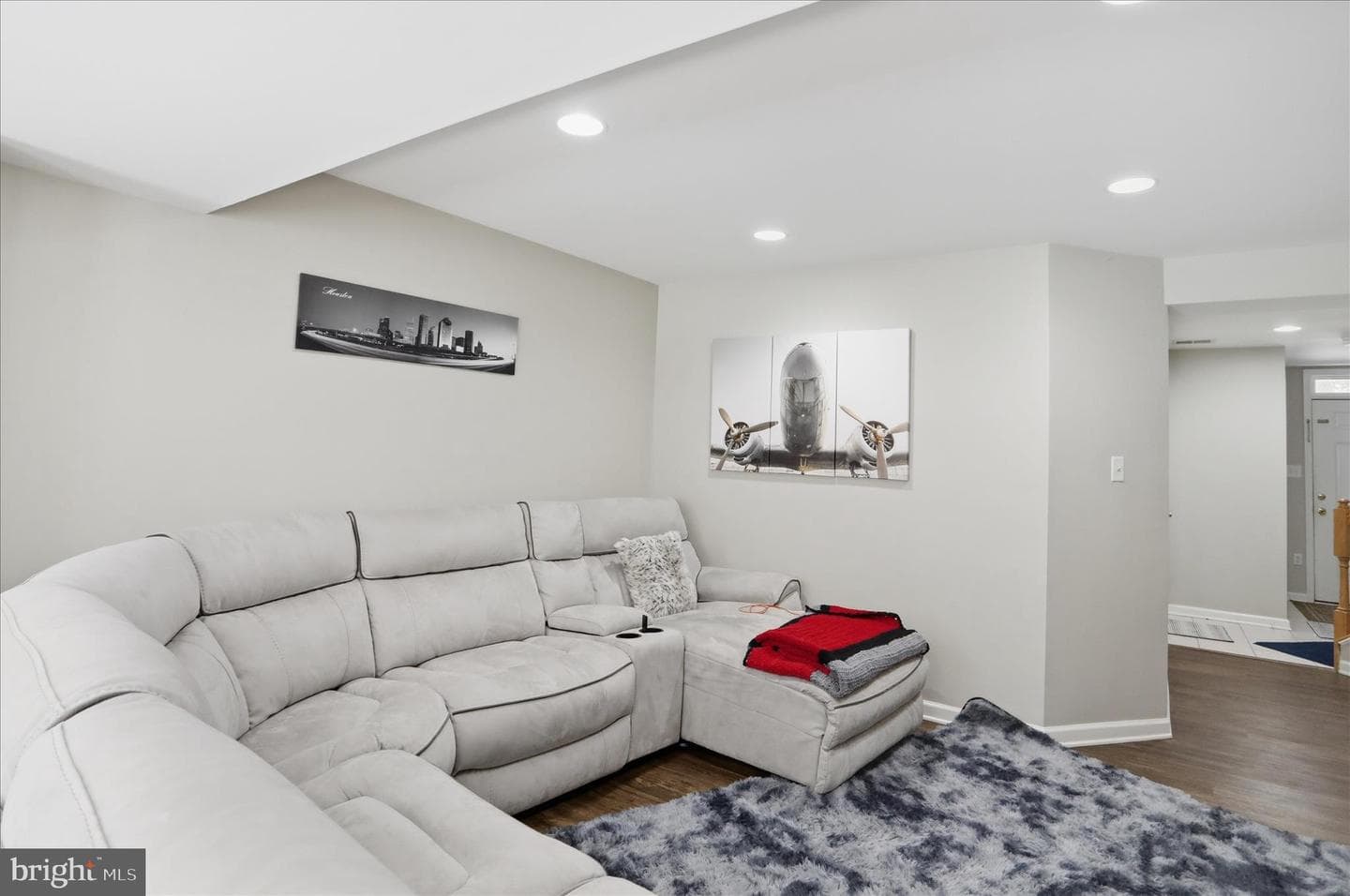 334 Lantern Lane photo 6