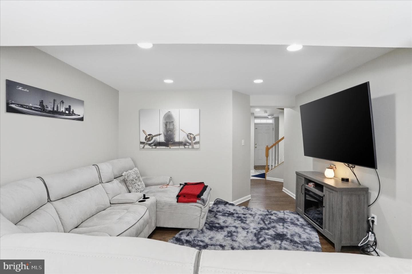 334 Lantern Lane photo 7